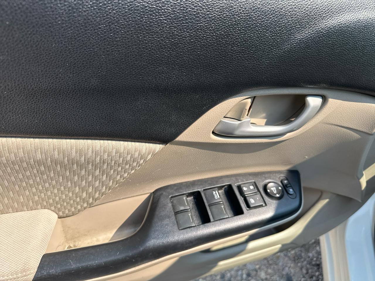 Honda Civic LX Sedan CVT 2014
