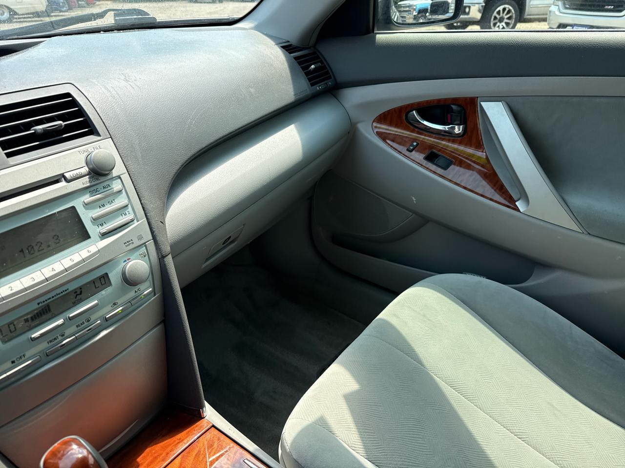 Toyota Camry XLE 5-Spd AT 2009