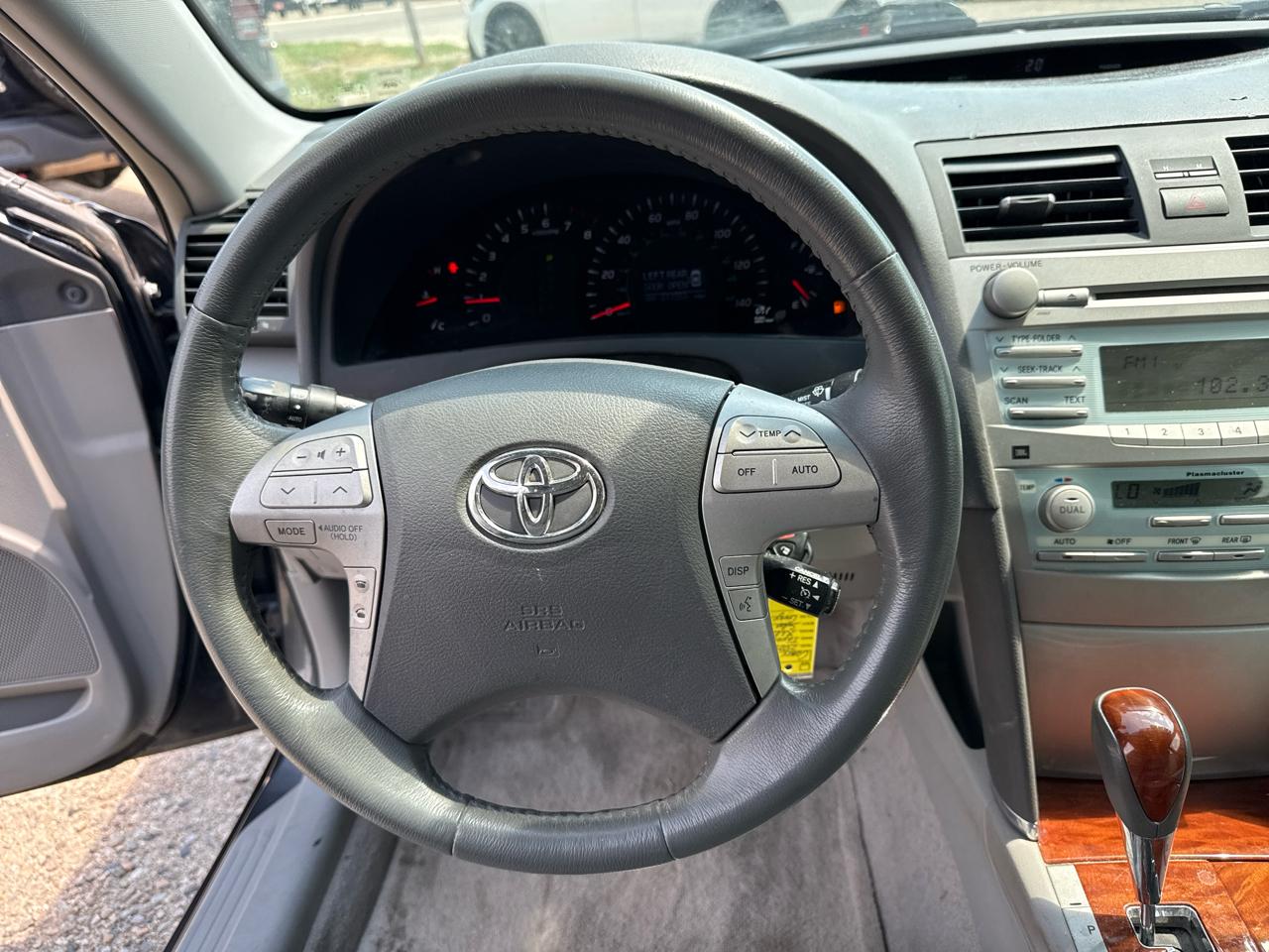 Toyota Camry XLE 5-Spd AT 2009