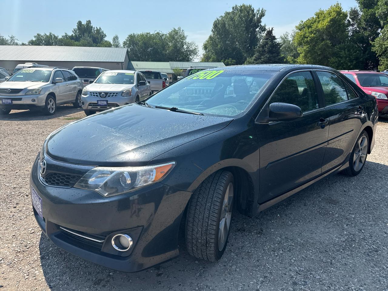 Toyota Camry XLE V6 2014