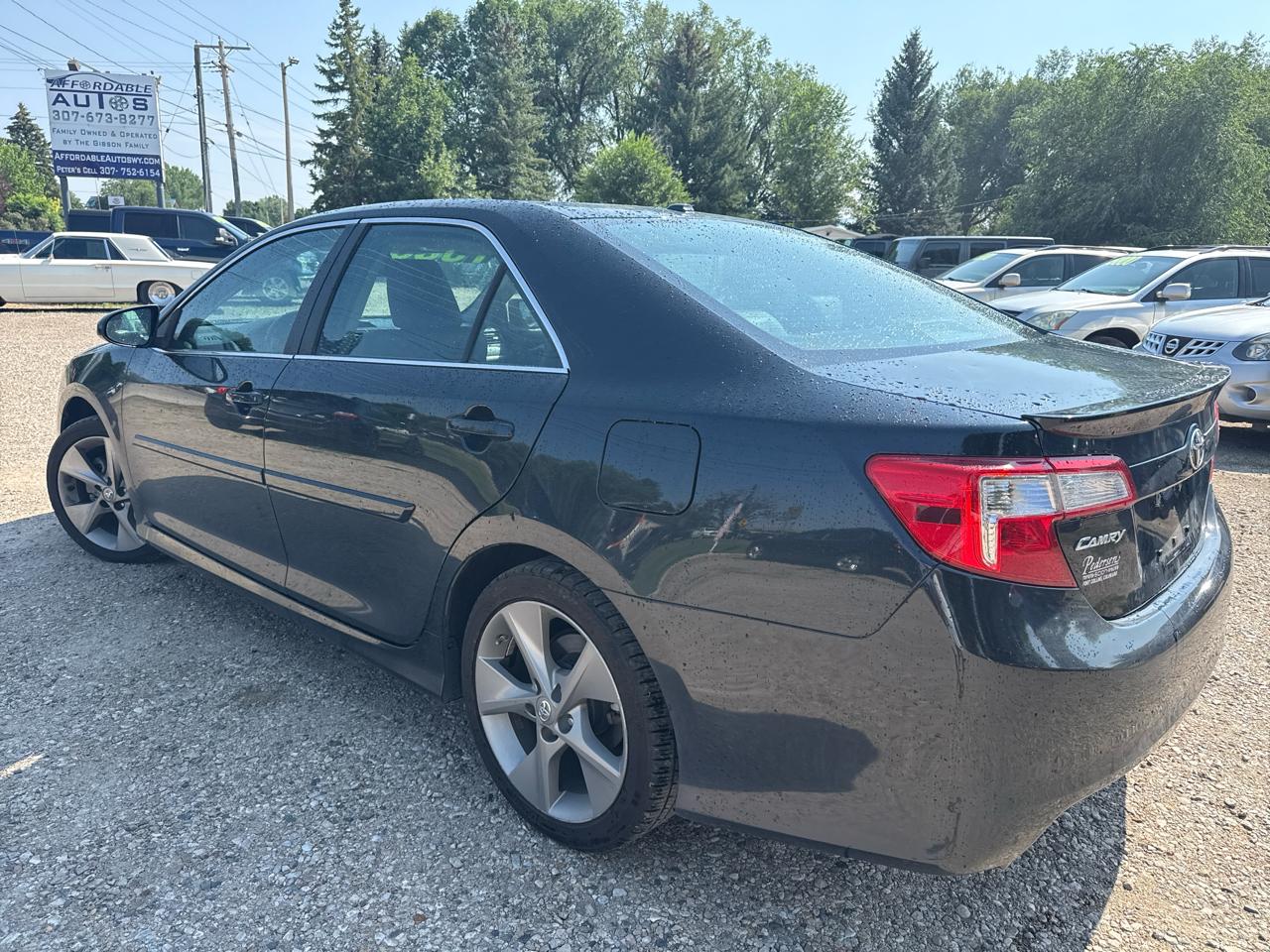 Toyota Camry XLE V6 2014