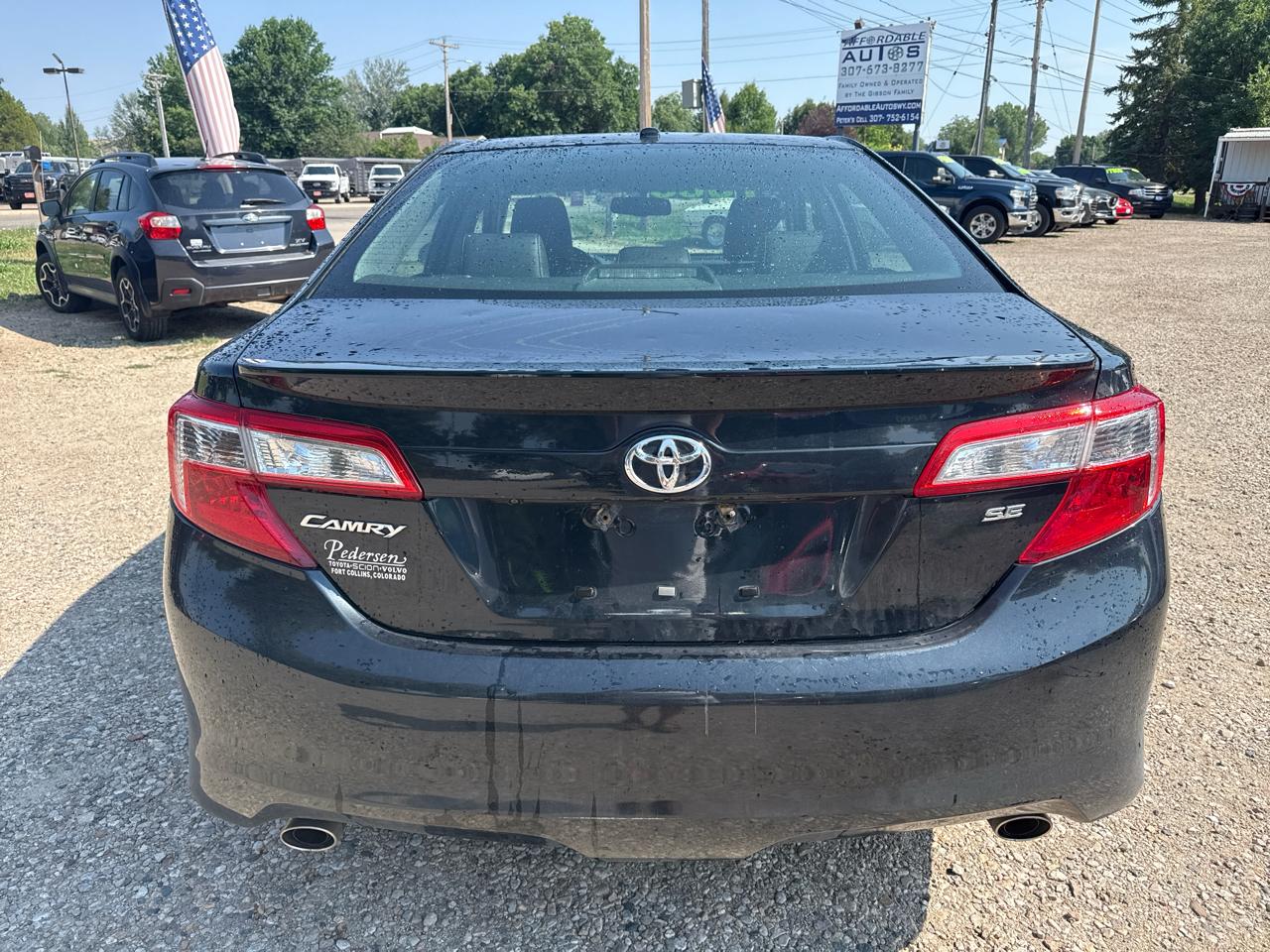 Toyota Camry XLE V6 2014