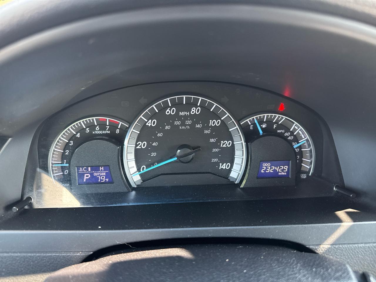 Toyota Camry XLE V6 2014