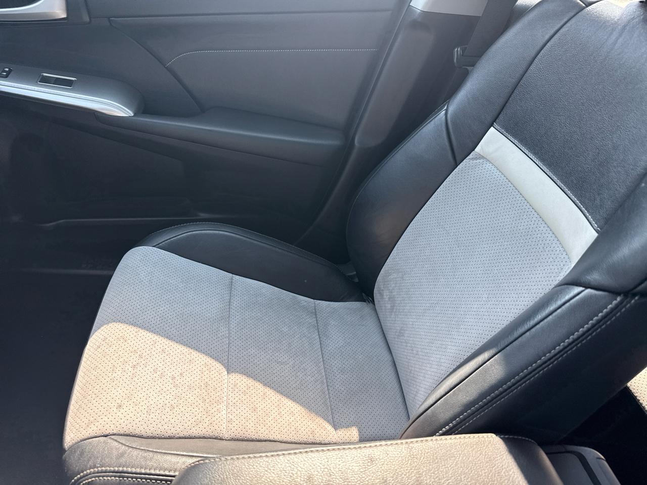 Toyota Camry XLE V6 2014