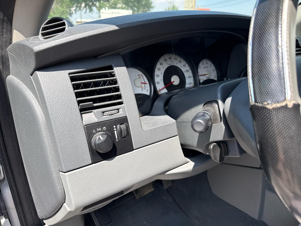 Dodge Durango SXT 4WD 2006