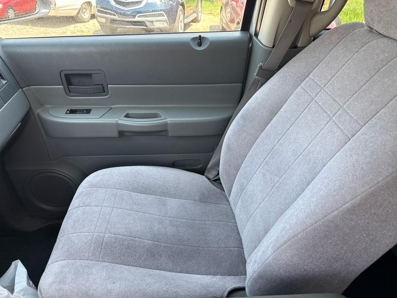 Dodge Durango SXT 4WD 2006