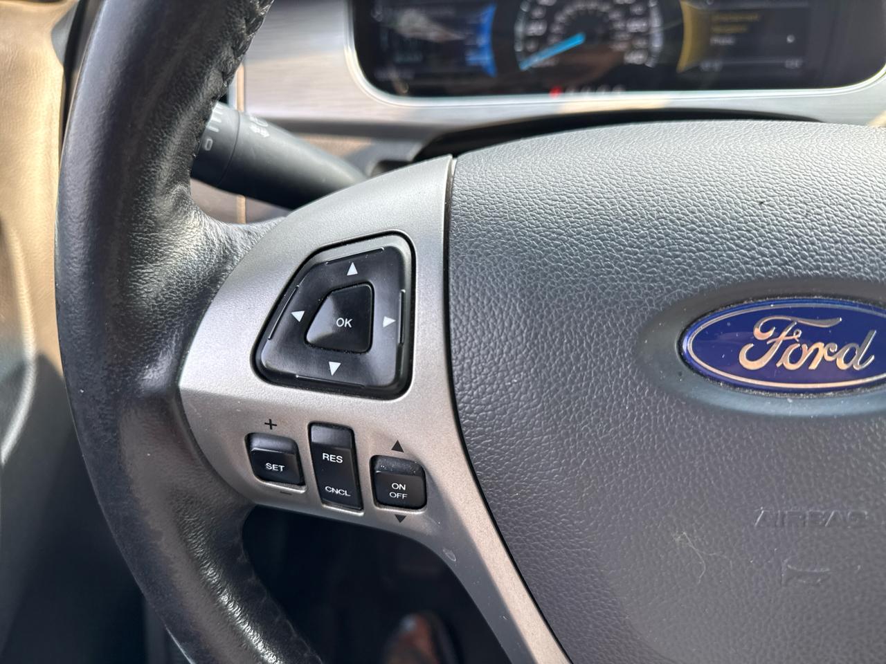 Ford Taurus SEL AWD 2014