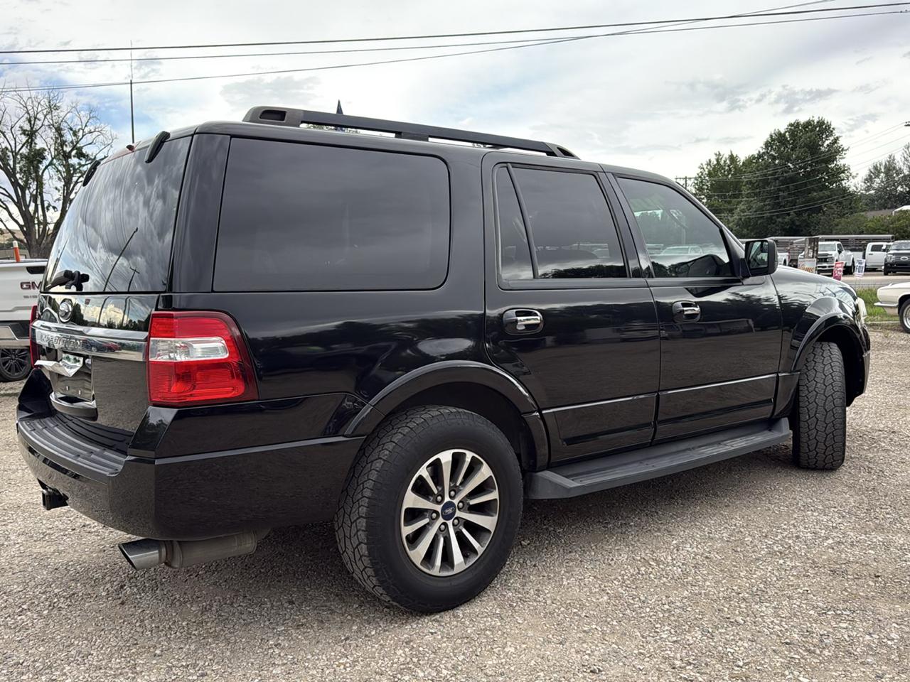 Ford Expedition XLT 2WD 2017