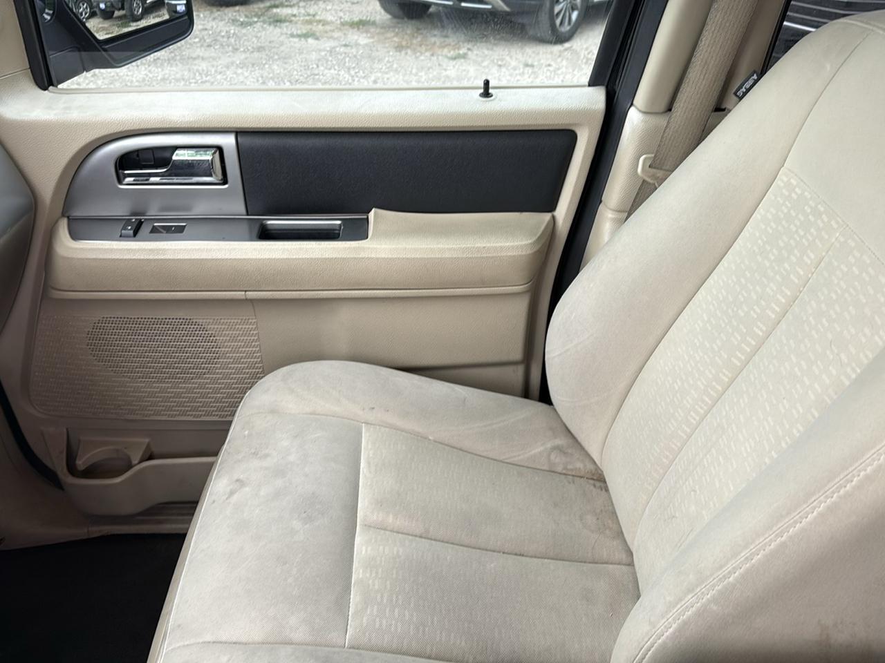 Ford Expedition XLT 2WD 2017
