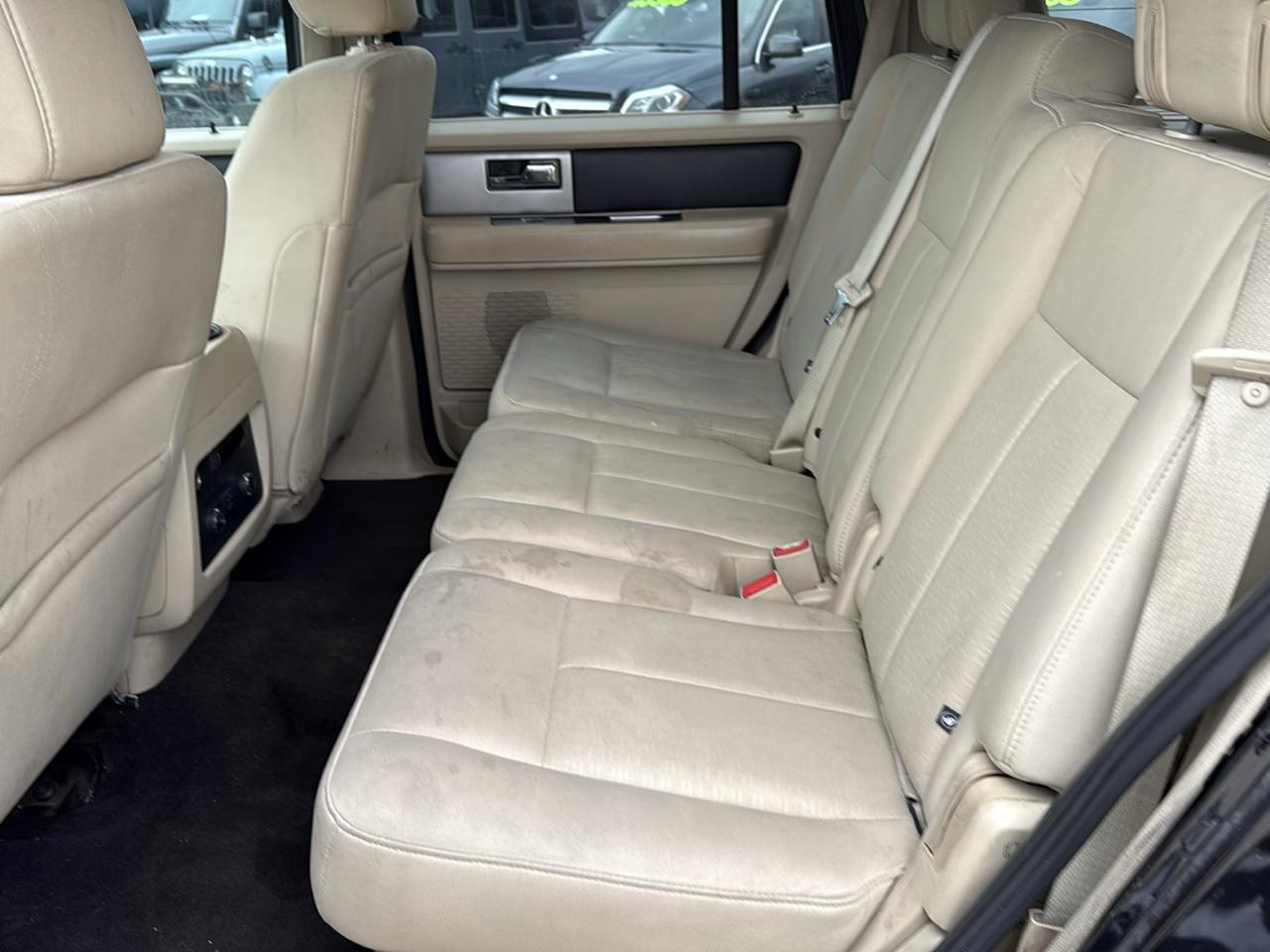 Ford Expedition XLT 2WD 2017