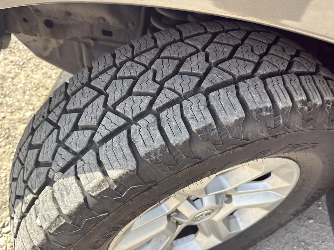 Toyota Sequoia SR5 4WD 2006