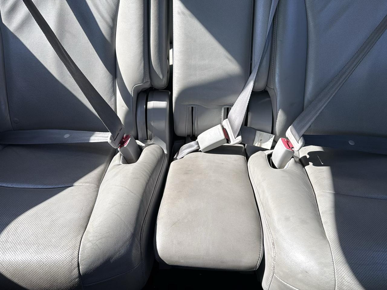Toyota Highlander Hybrid Limited 4WD 2011