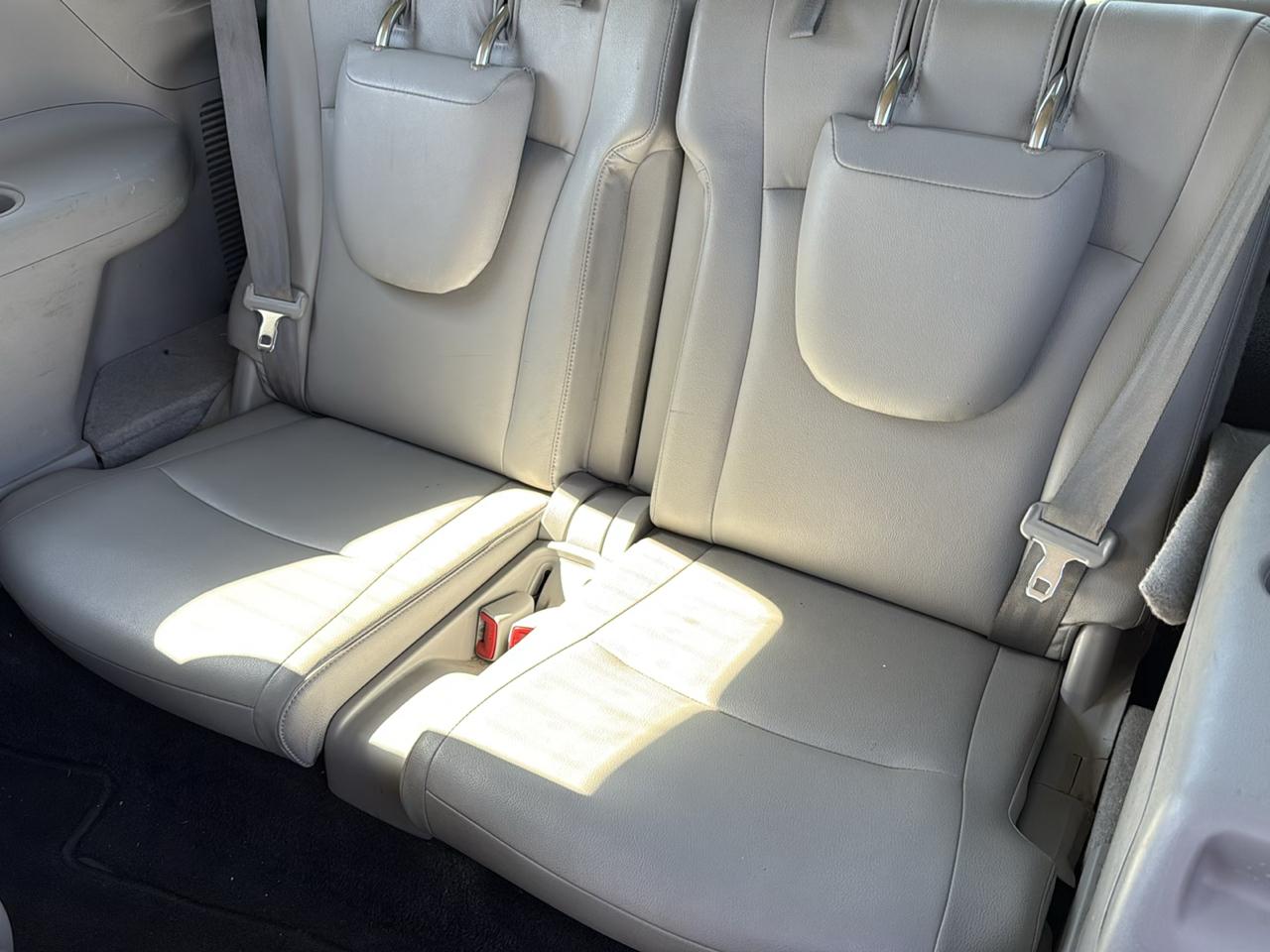 Toyota Highlander Hybrid Limited 4WD 2011