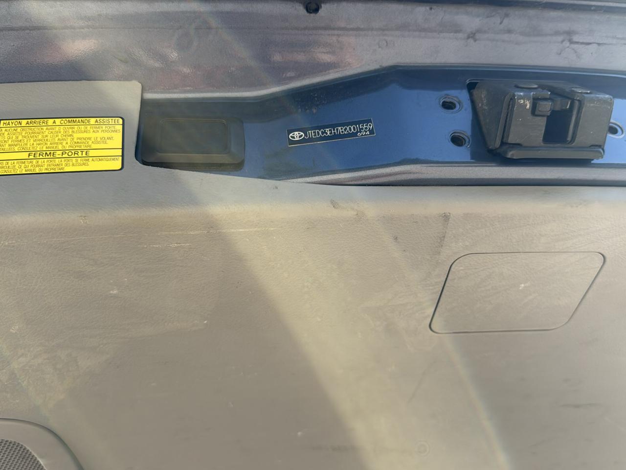 Toyota Highlander Hybrid Limited 4WD 2011