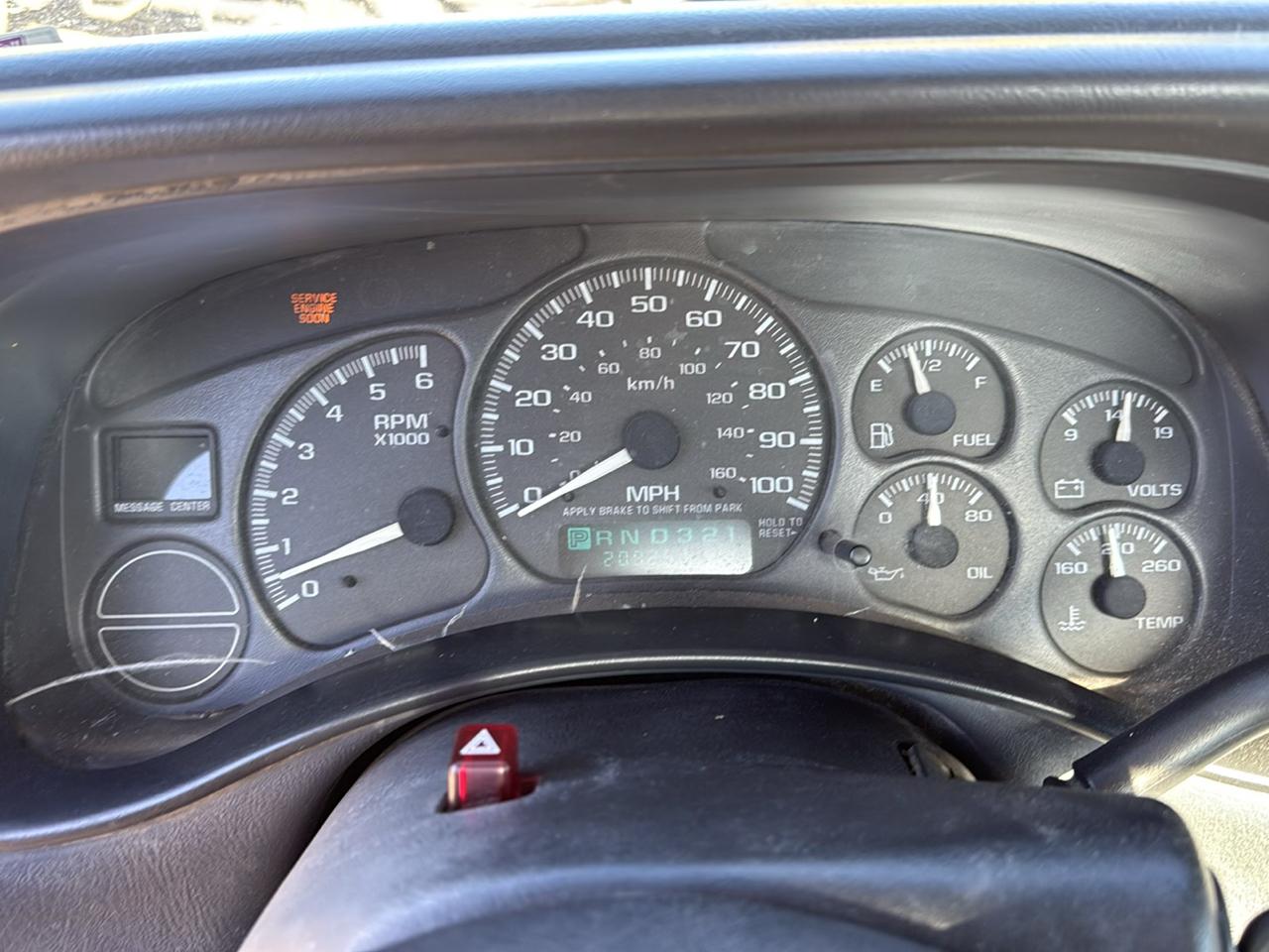 GMC Sierra 1500 SL Short Bed 2WD 2002