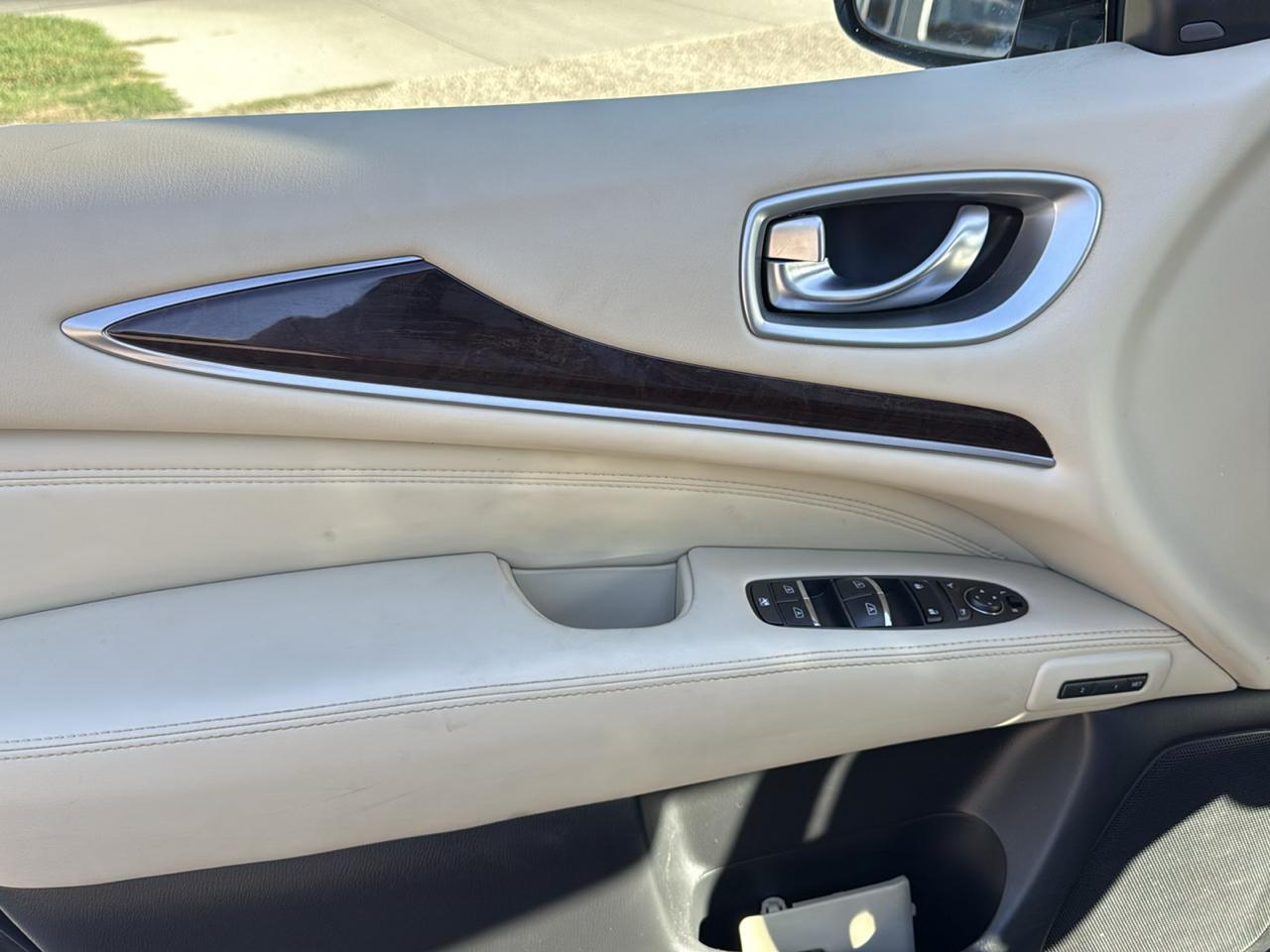Infiniti QX60 Base AWD 2015