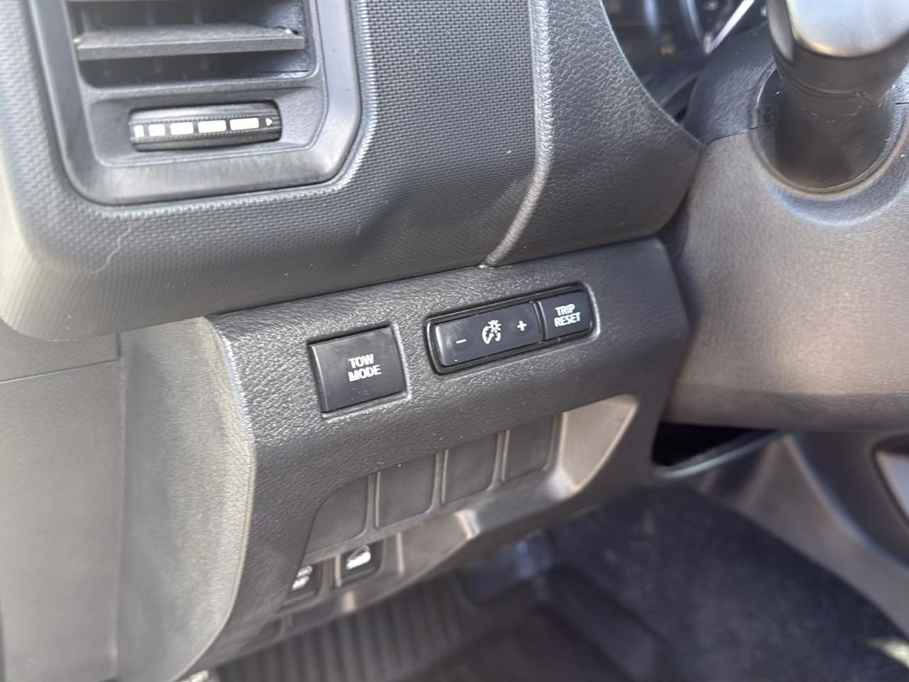 Nissan Frontier S Crew Cab 4WD 2022