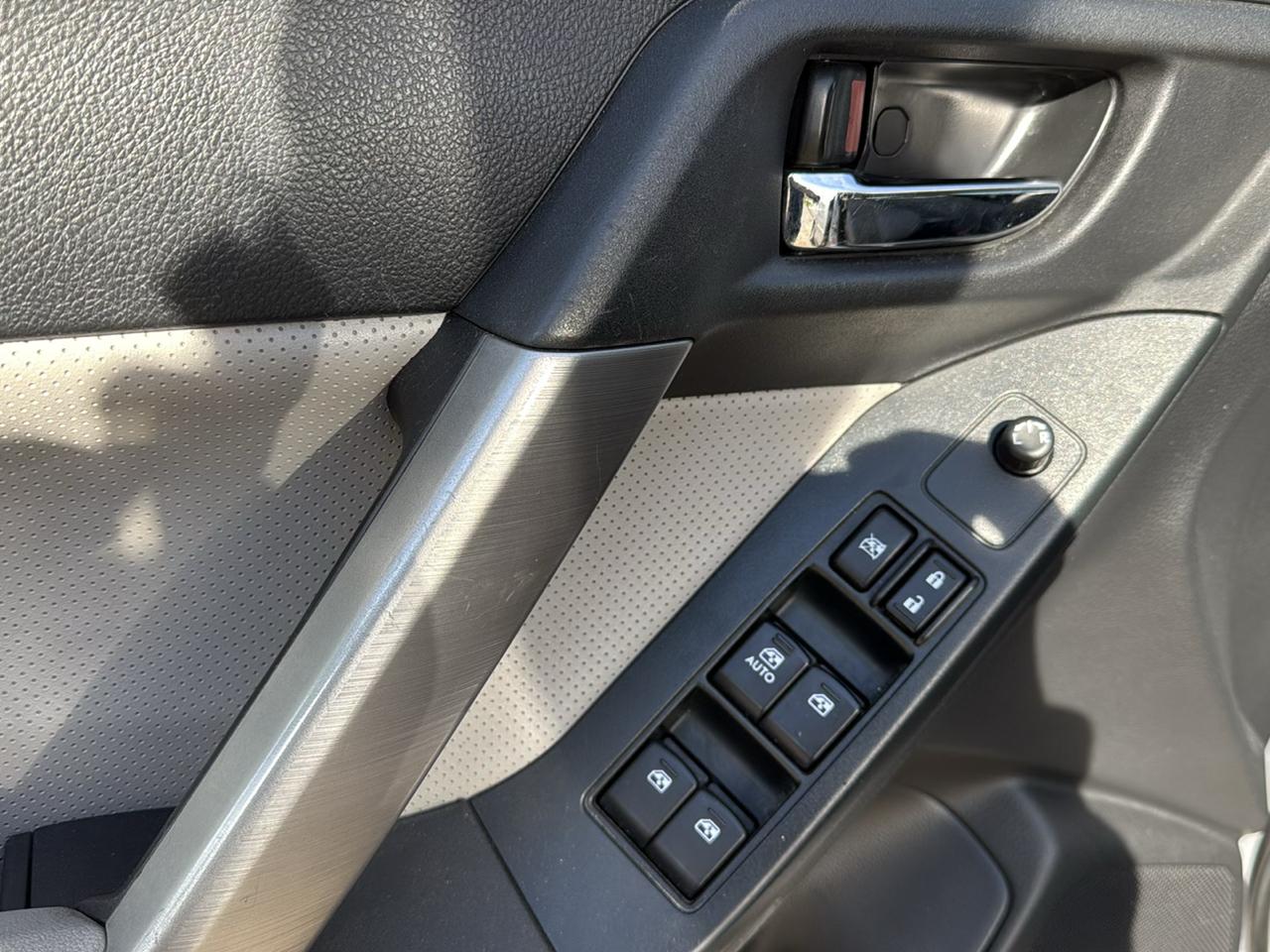Subaru Forester 2.5i Limited 2015