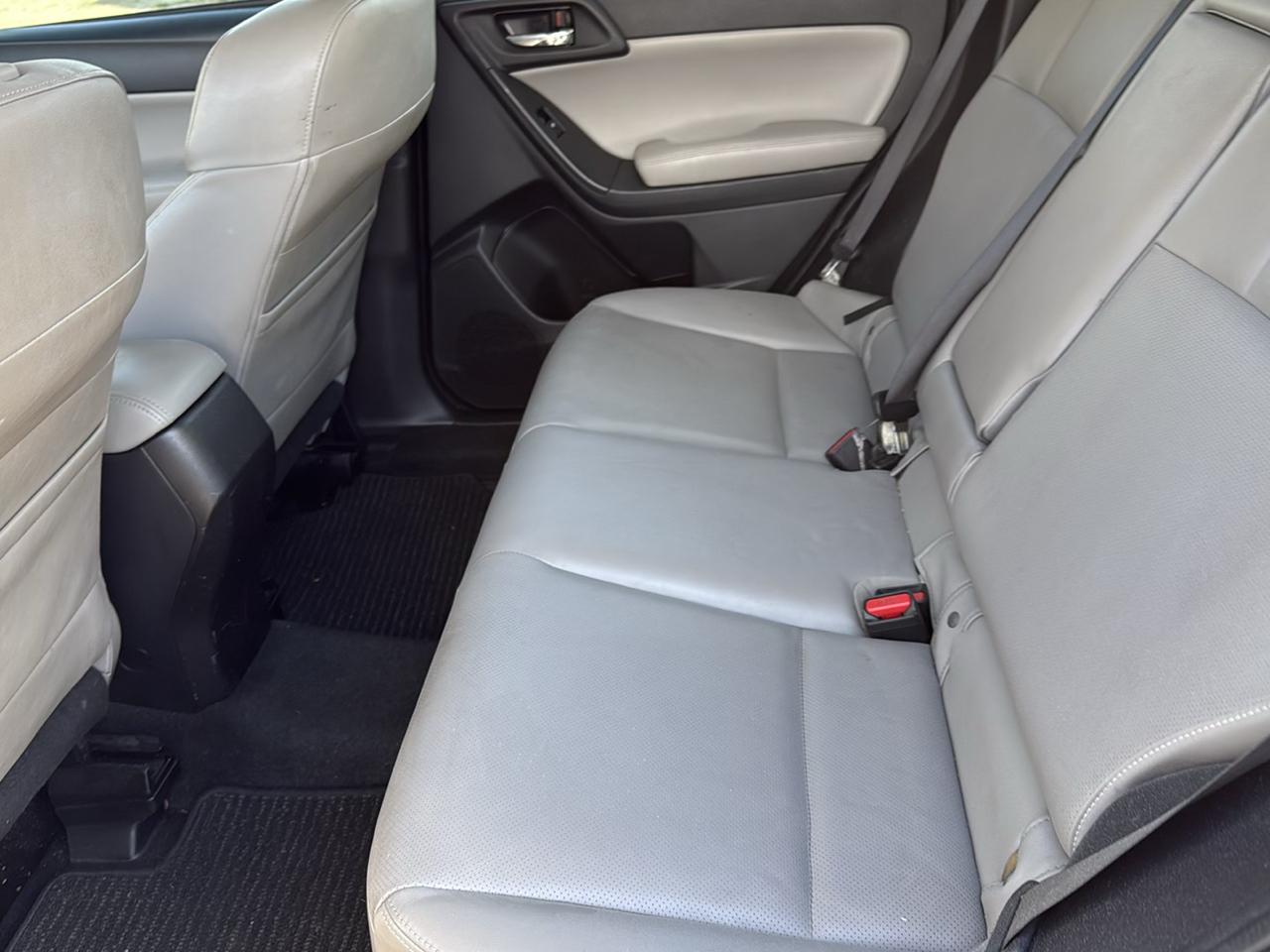 Subaru Forester 2.5i Limited 2015
