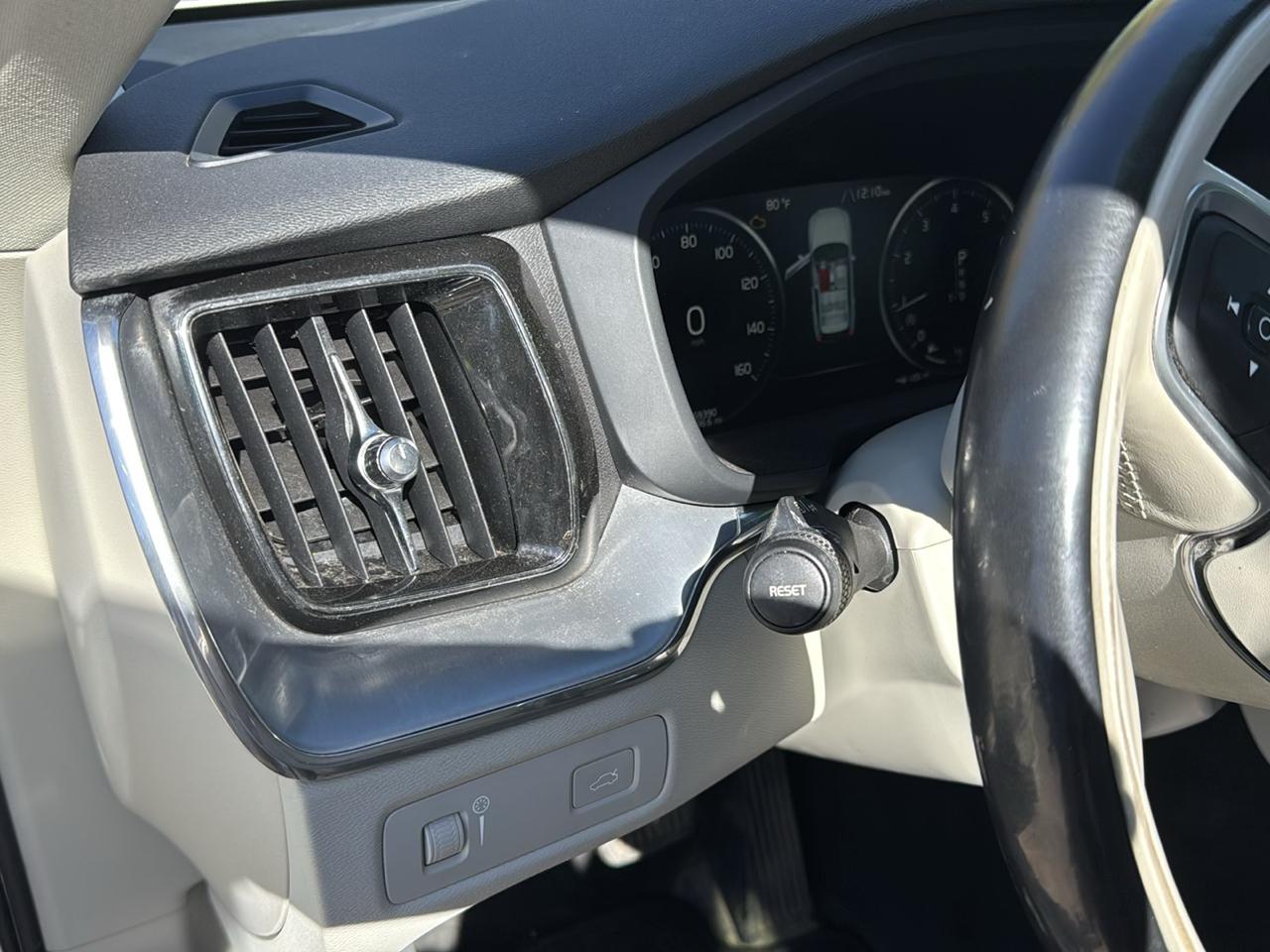 Volvo XC60 T6 Momentum AWD 2018