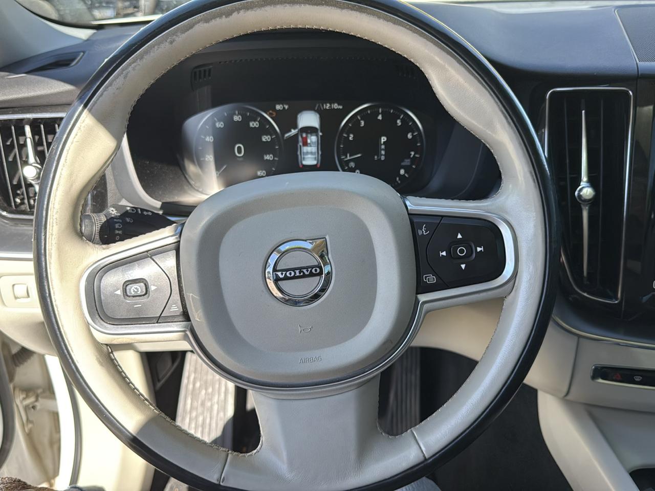 Volvo XC60 T6 Momentum AWD 2018