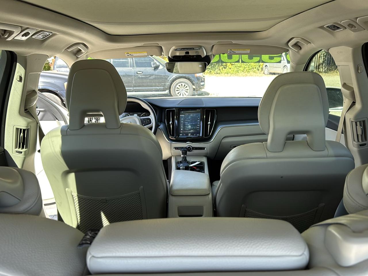 Volvo XC60 T6 Momentum AWD 2018
