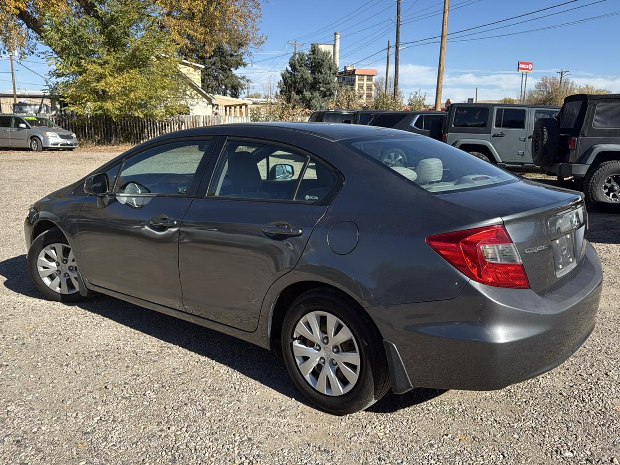 Honda Civic LX Sedan 5-Speed AT 2012