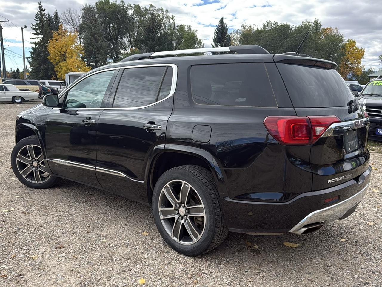 GMC Acadia Denali AWD 2017