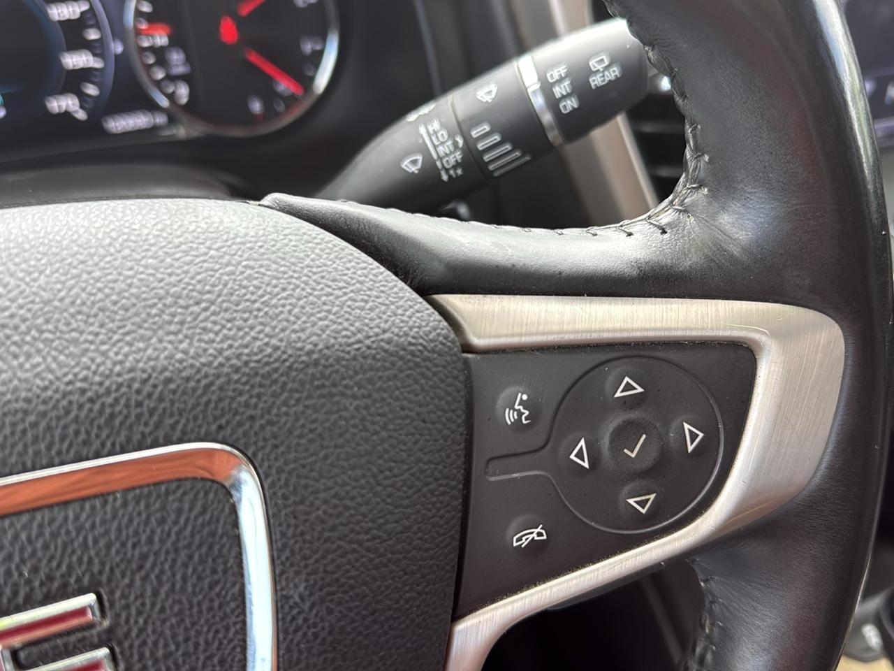 GMC Acadia Denali AWD 2017