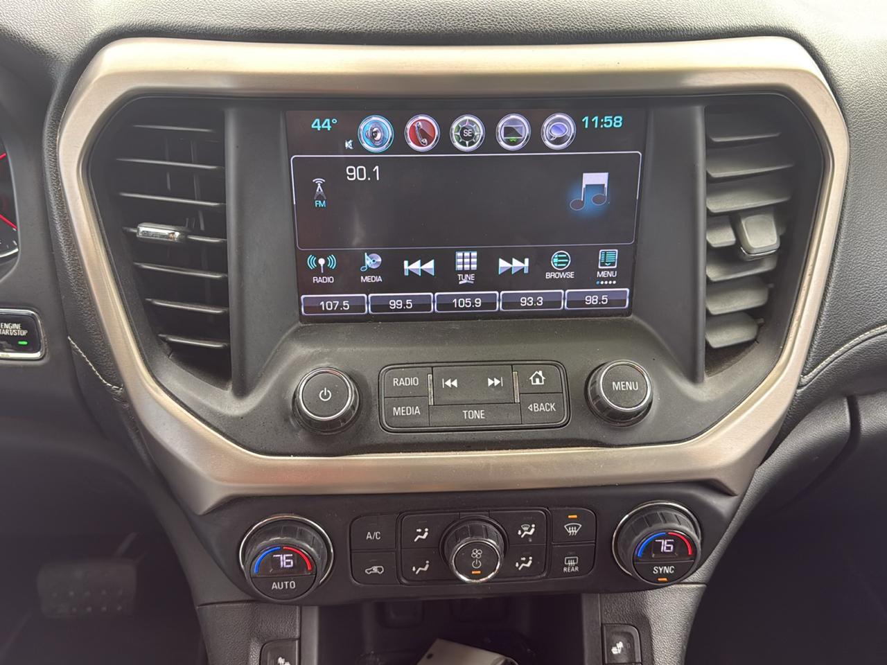 GMC Acadia Denali AWD 2017