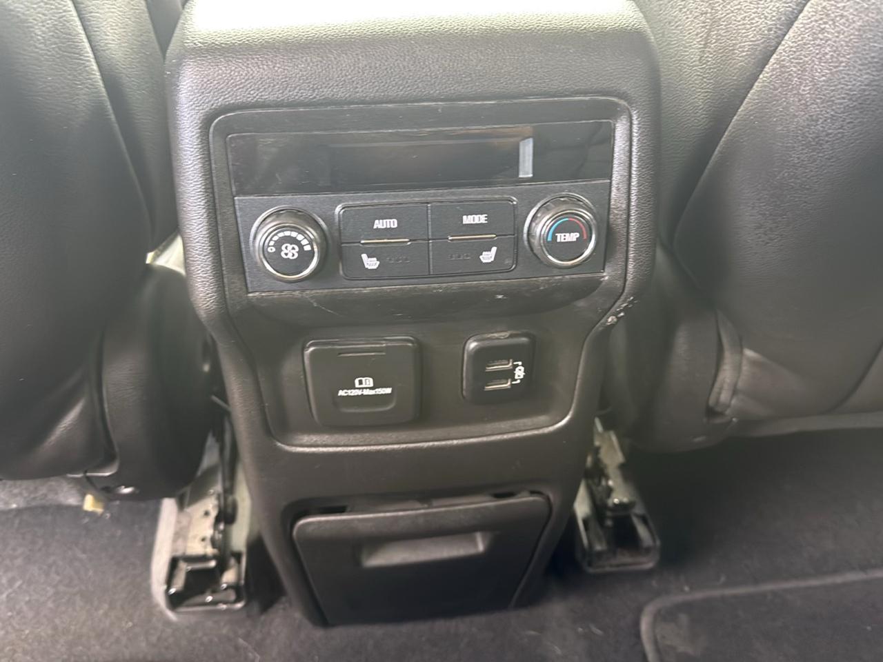 GMC Acadia Denali AWD 2017