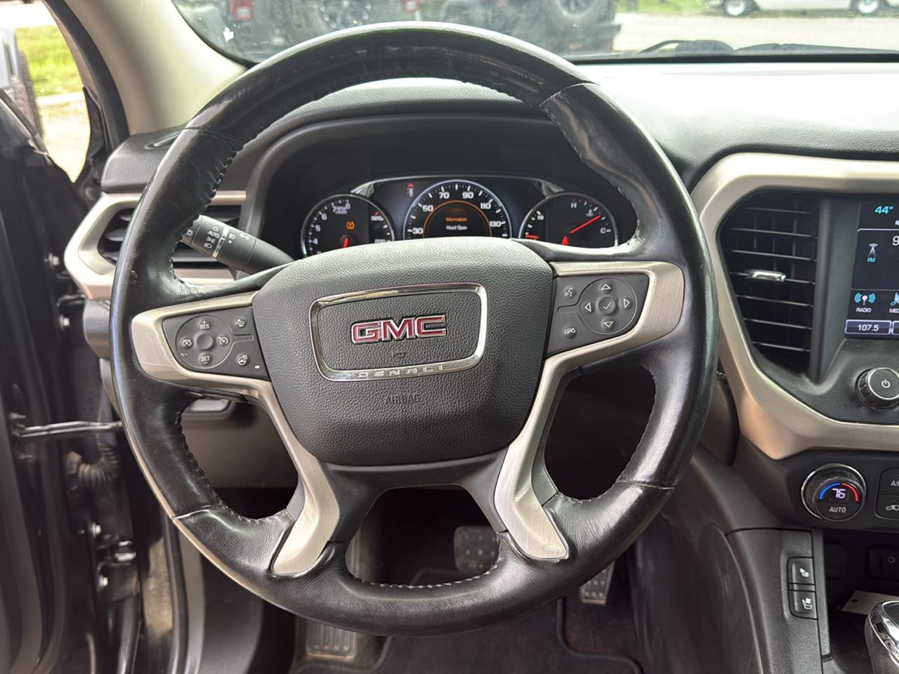 GMC Acadia Denali AWD 2017