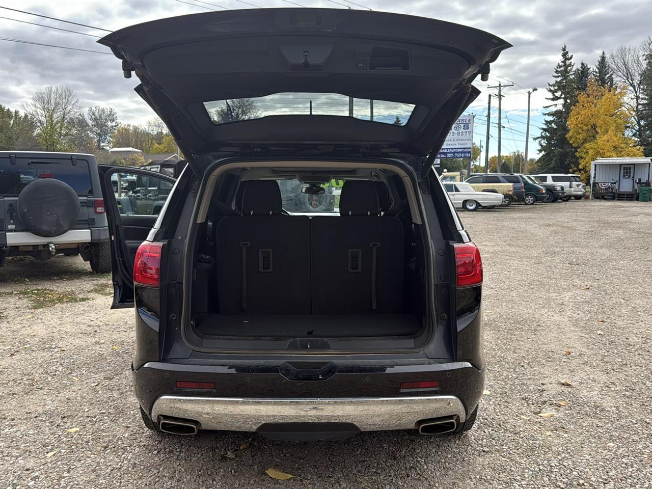 GMC Acadia Denali AWD 2017