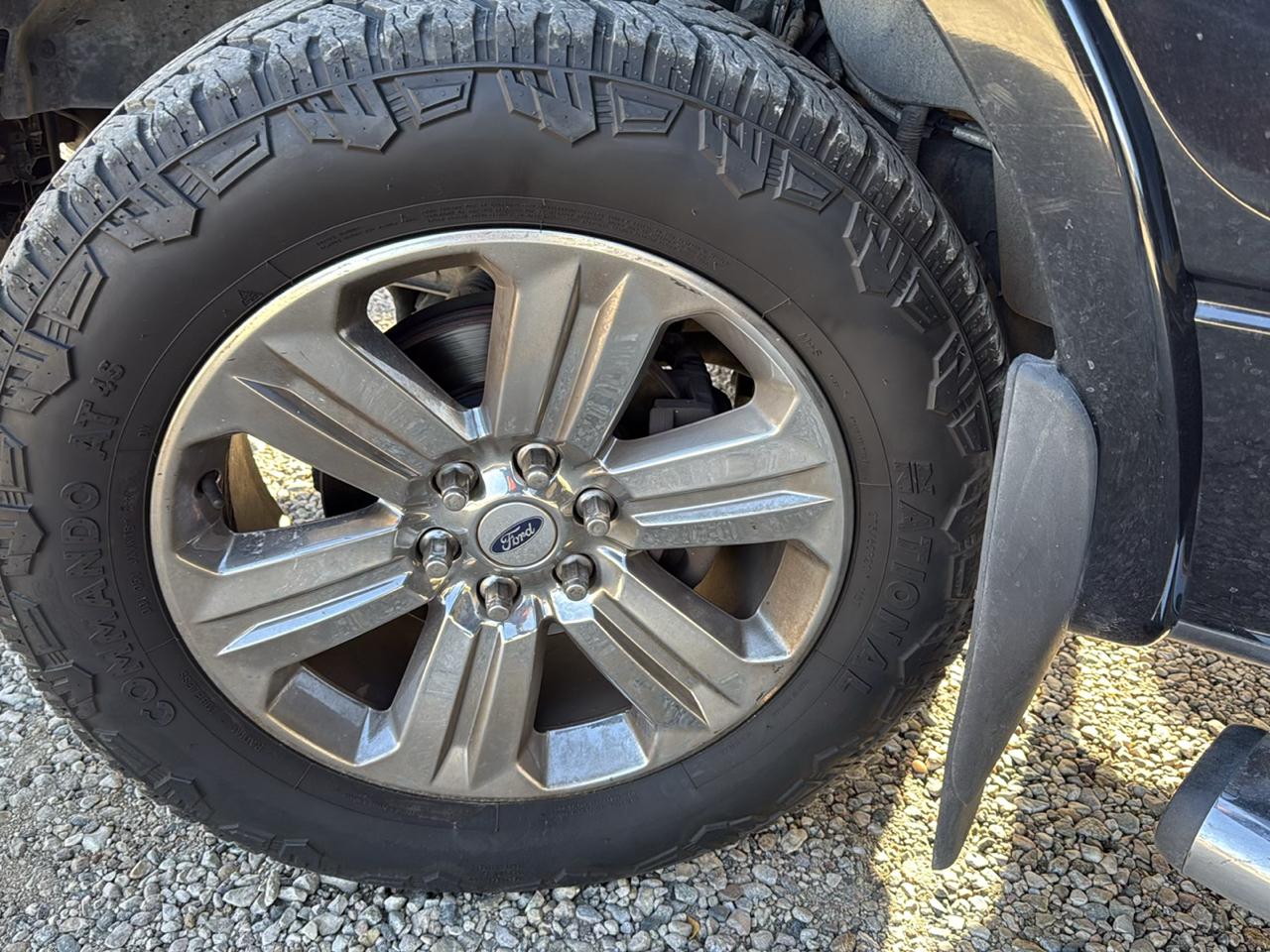 Ford F-150 4WD SuperCrew 139" Lariat 2009