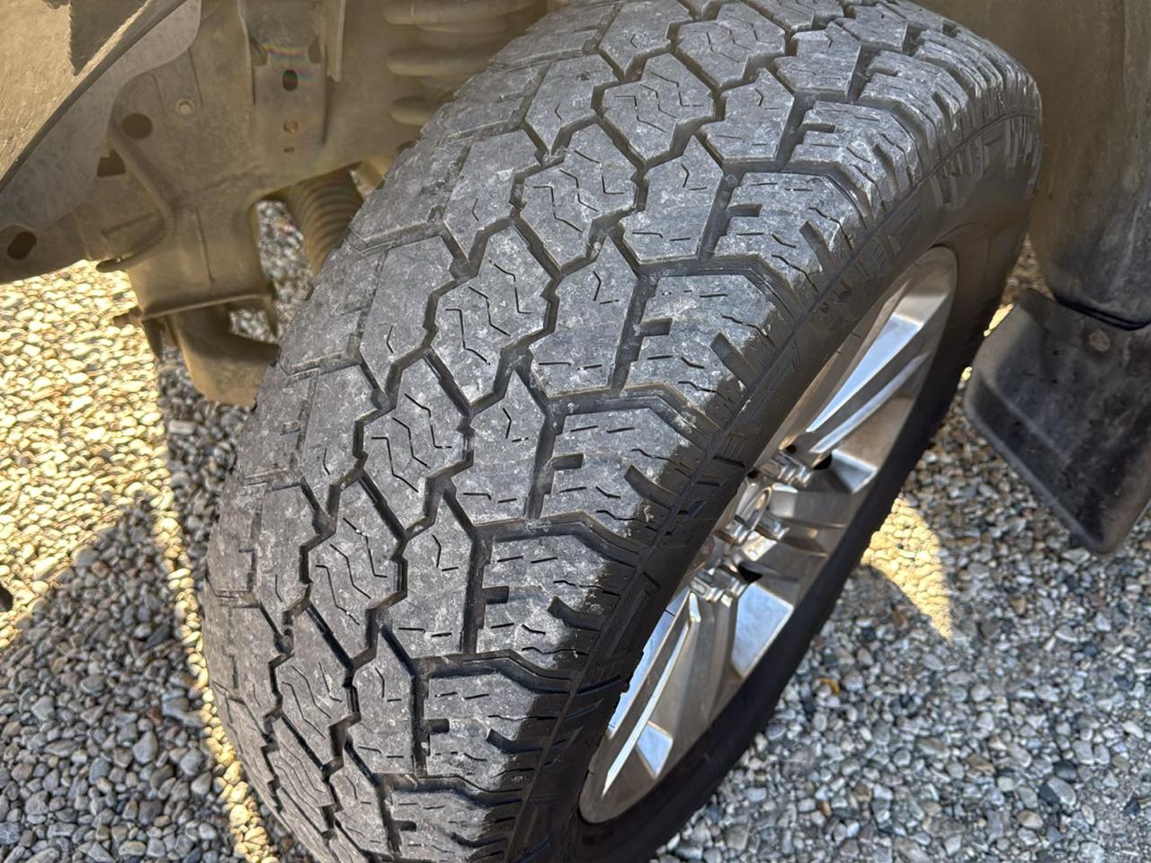 Ford F-150 4WD SuperCrew 139" Lariat 2009