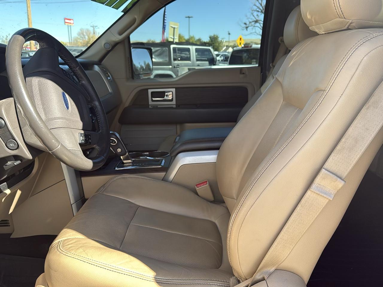 Ford F-150 SuperCrew 150" Lariat 4WD 2014