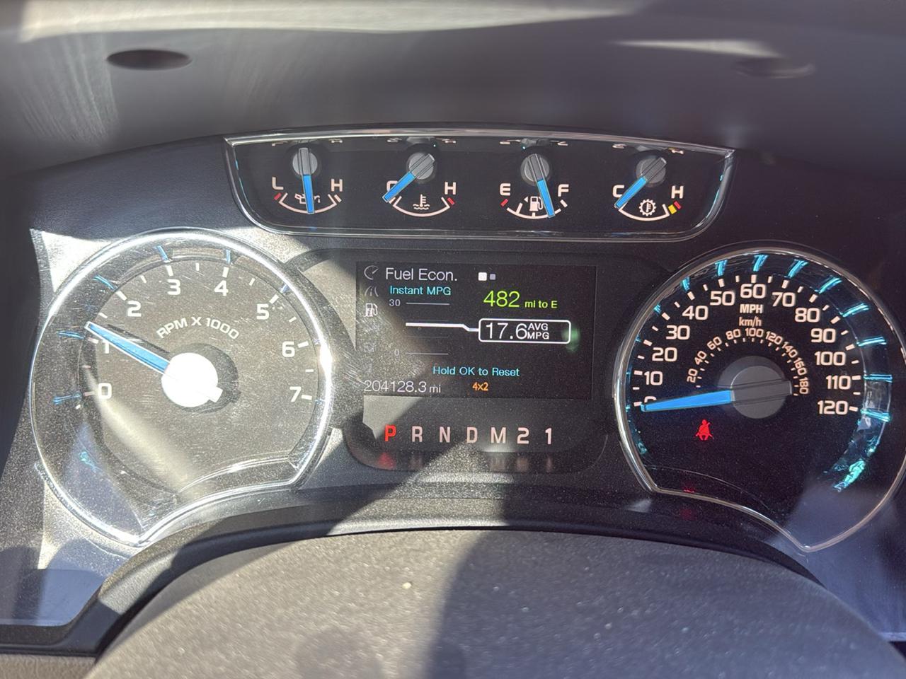 Ford F-150 SuperCrew 150" Lariat 4WD 2014