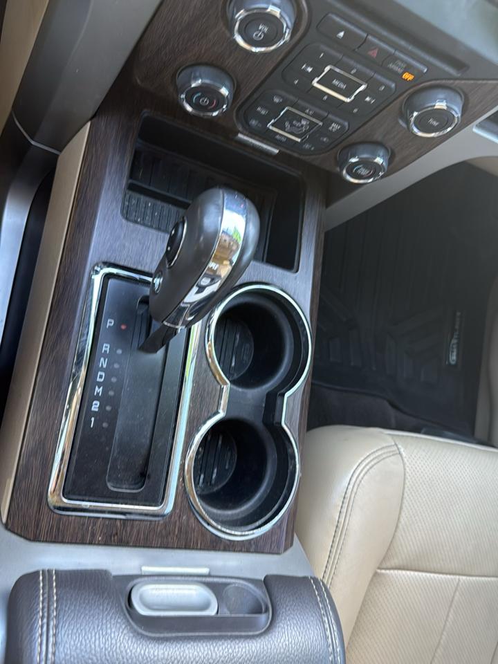Ford F-150 SuperCrew 150" Lariat 4WD 2014
