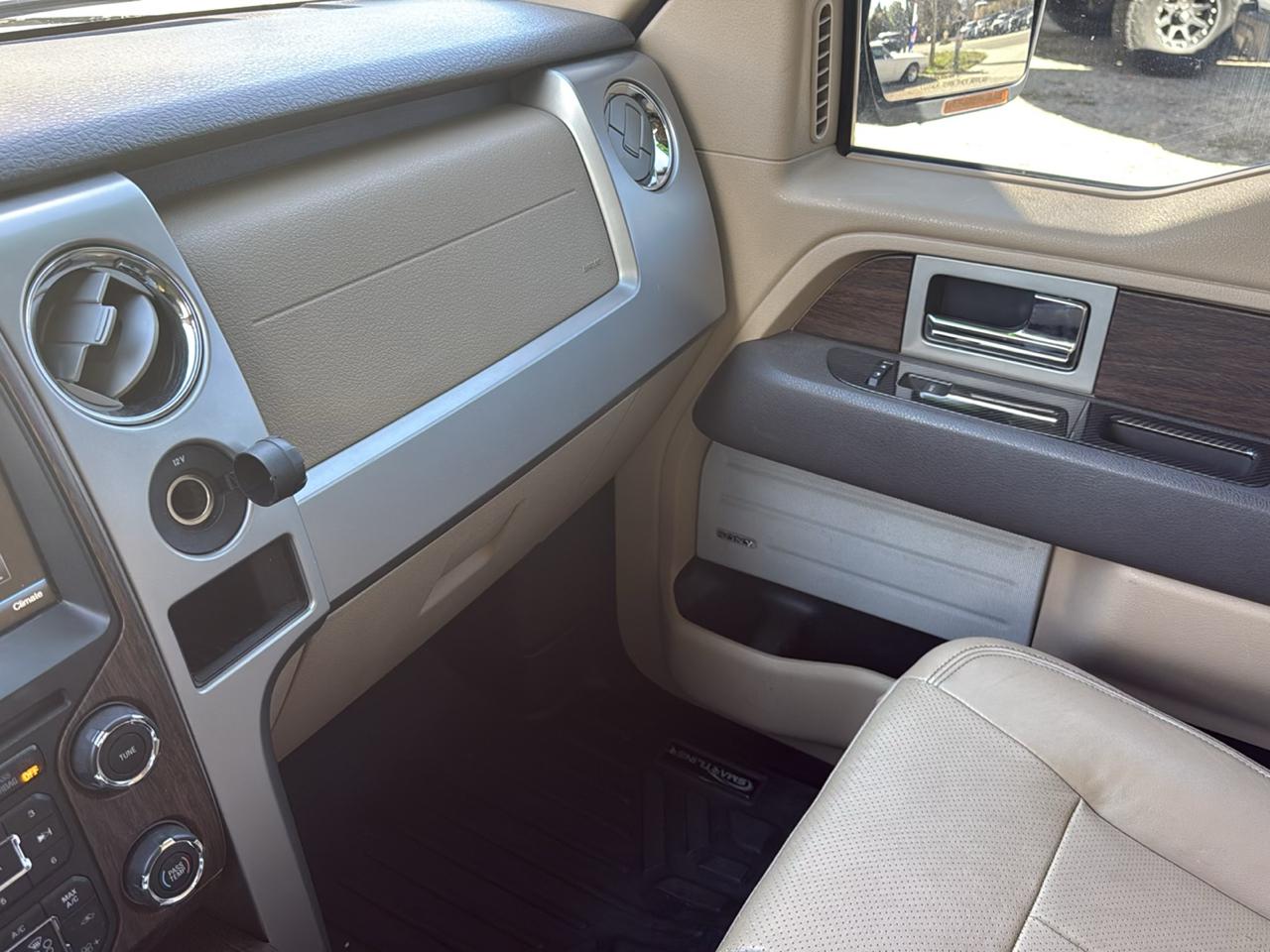 Ford F-150 SuperCrew 150" Lariat 4WD 2014