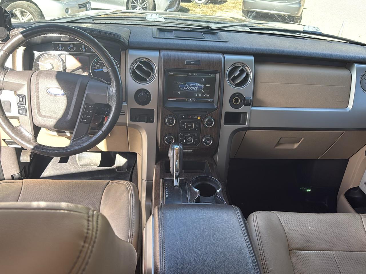 Ford F-150 SuperCrew 150" Lariat 4WD 2014