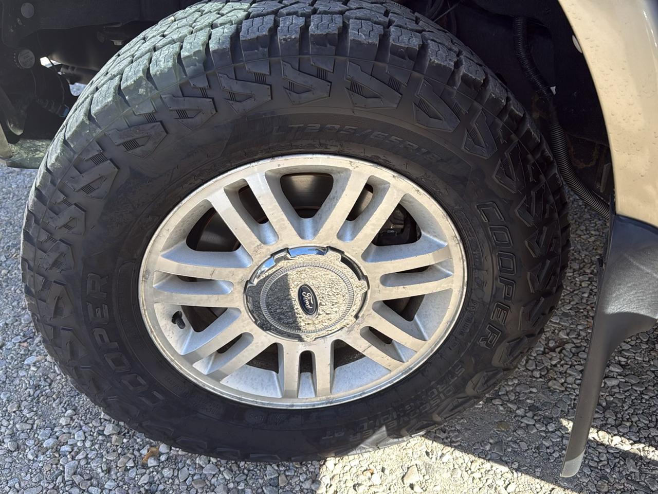 Ford F-150 SuperCrew 150" Lariat 4WD 2014