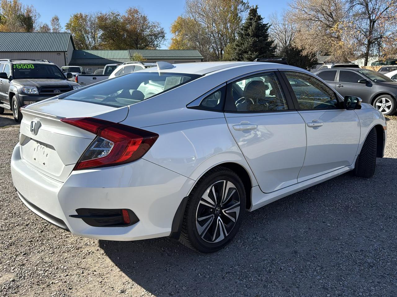Honda Civic EX-T Sedan CVT 2016