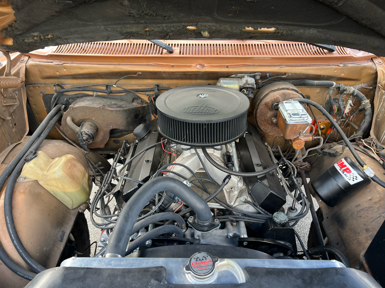 Dodge Pickup W-350 Sweptline Crew Cab 149 1985