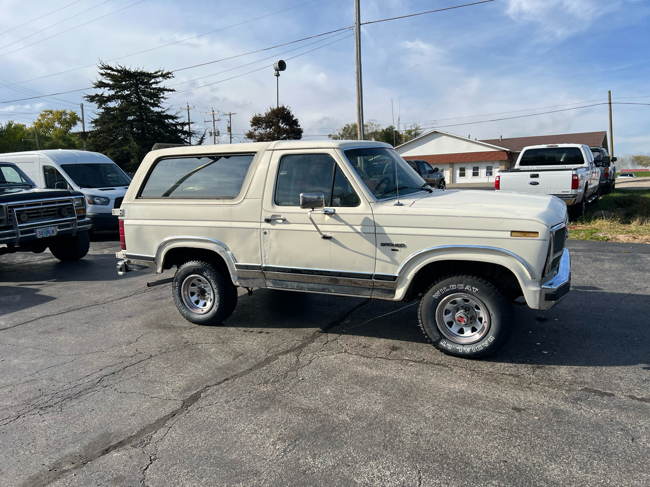 Ford Bronco 4WD  1983