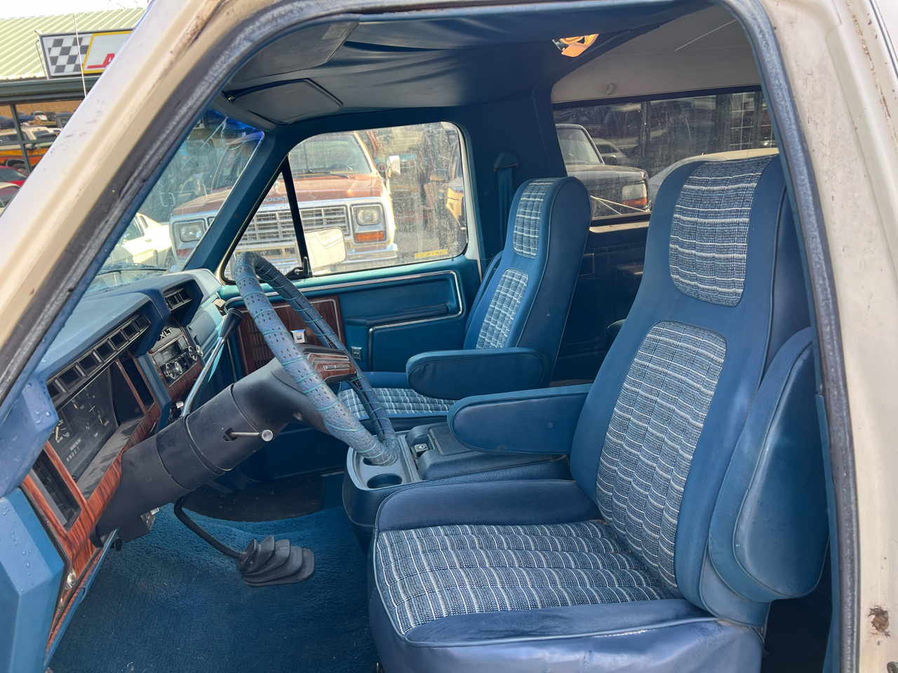 Ford Bronco 4WD  1983