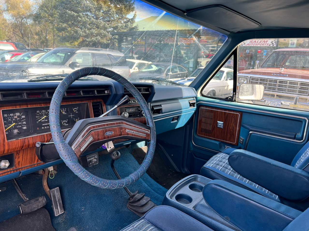 Ford Bronco 4WD  1983
