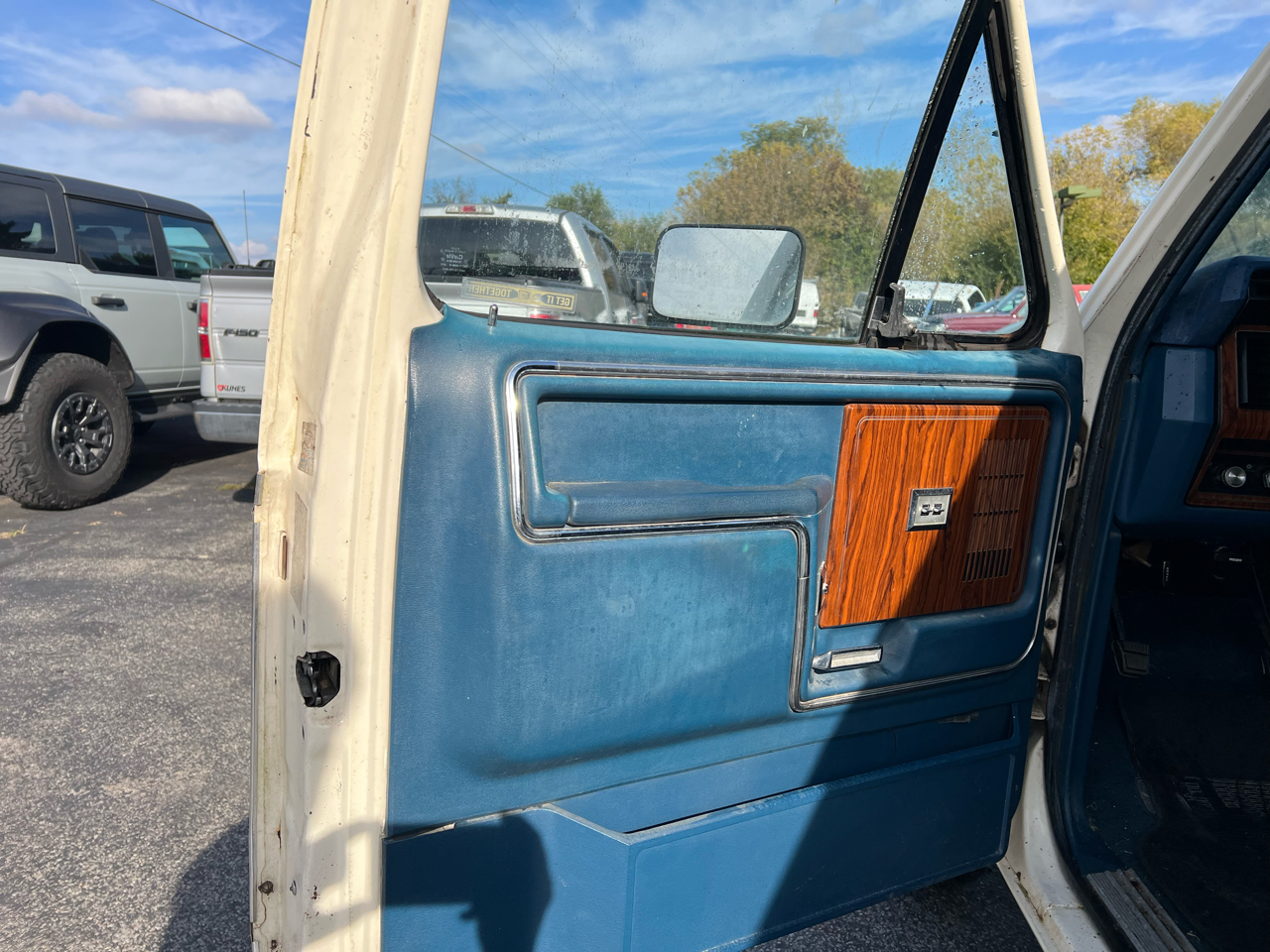 Ford Bronco 4WD  1983