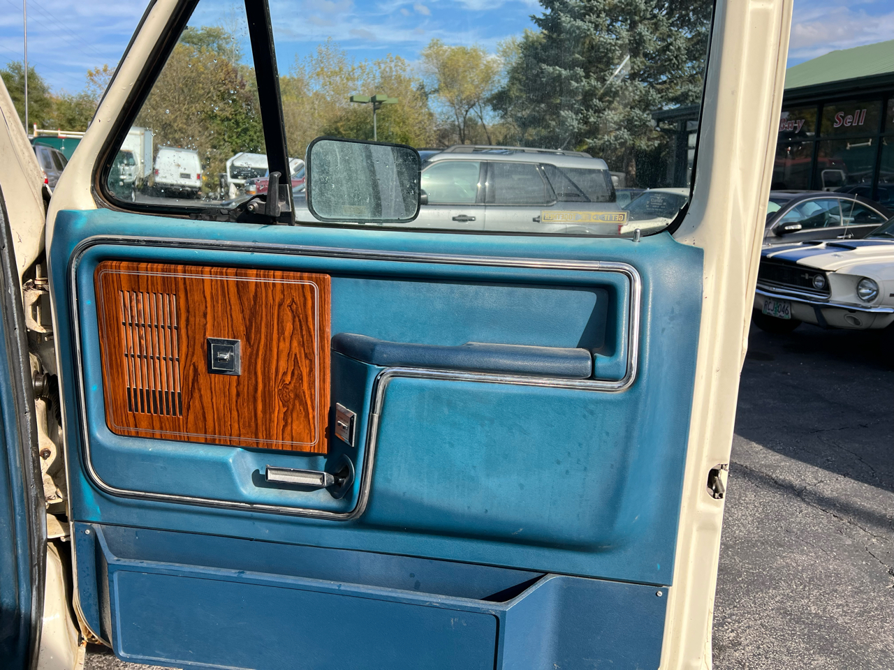 Ford Bronco 4WD  1983