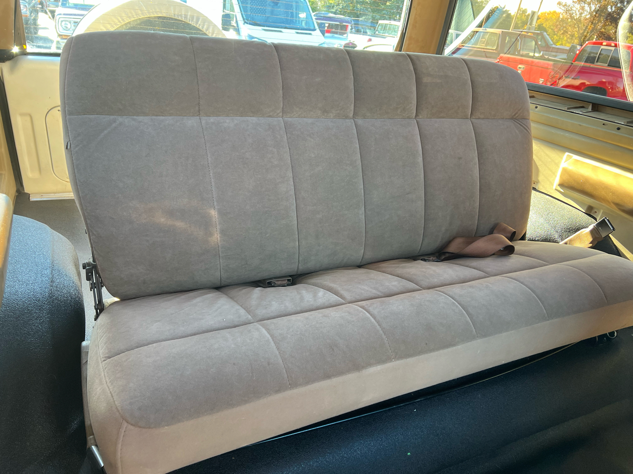 Ford Bronco 2dr Wagon Eddie Bauer 1988