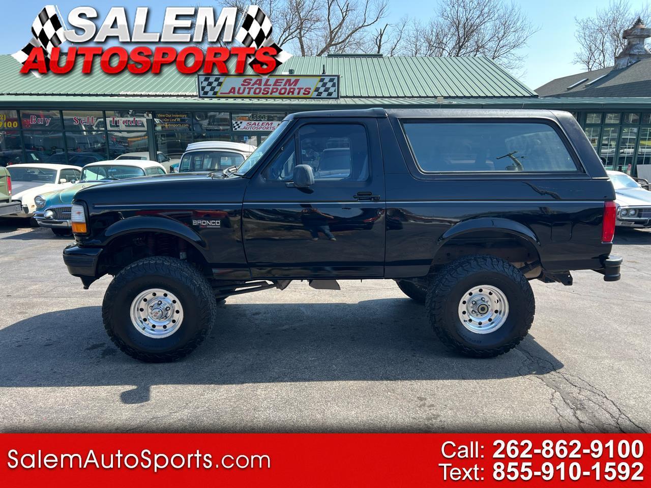 1995 Ford Bronco 105" WB XLT